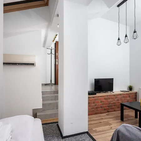 Blossom - Old Town - By Upstairs Kraków