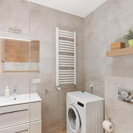 Apartment Blossom - Old Town - By Upstairs *