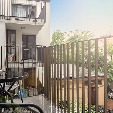 Blossom - Old Town - By Upstairs Cracovie