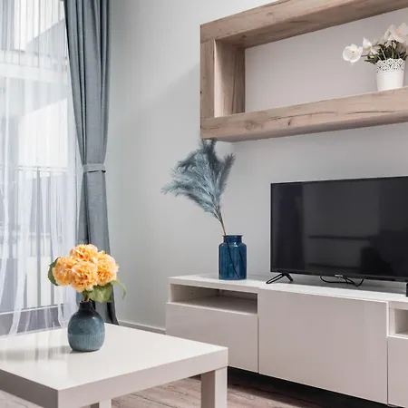 Blossom - Old Town - By Upstairs * Cracovie