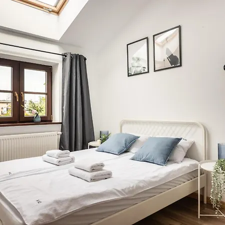 Blossom - Old Town - By Upstairs *