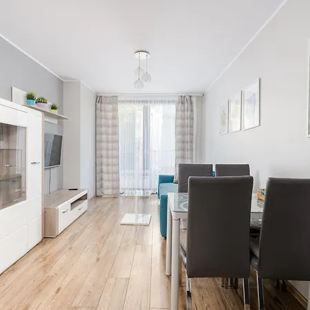 Blossom - Old Town - By Upstairs Apartamento