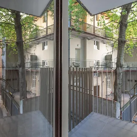 Apartman Blossom - Old Town - By Upstairs *