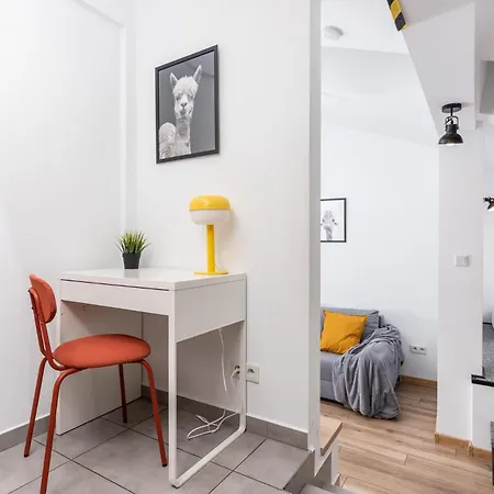 Apartman Blossom - Old Town - By Upstairs *