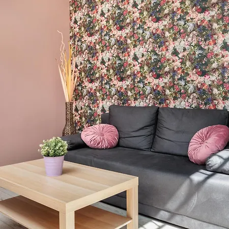 Blossom - Old Town - By Upstairs Apartman *